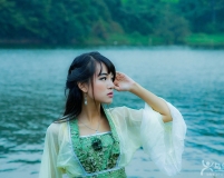 花溪森林公園的古裝美女