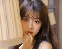 高顏值美女甜美居家照片