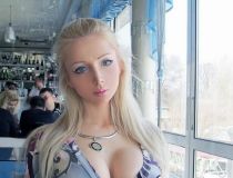 烏克蘭21歲女孩酷似芭比娃娃爆紅