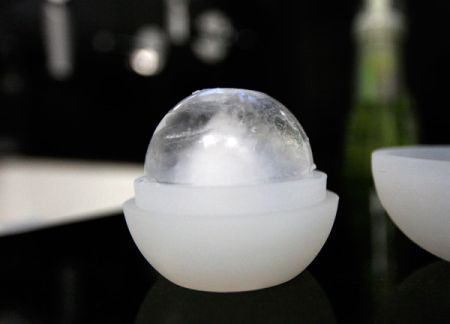 怪異小玩具讓女人想尖叫