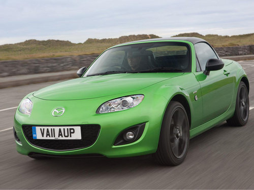 馬自達(dá)2/MX-5推黑色限量版 外觀配置升級(jí)