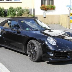 曝保時(shí)捷911 Turbo 敞篷版