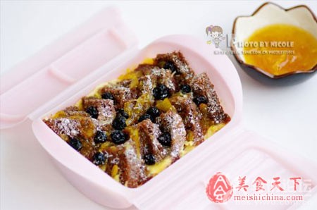 香藍(lán)莓面包布丁
