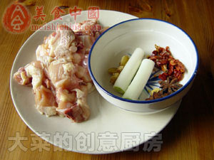 小雞燉蘑菇的做法