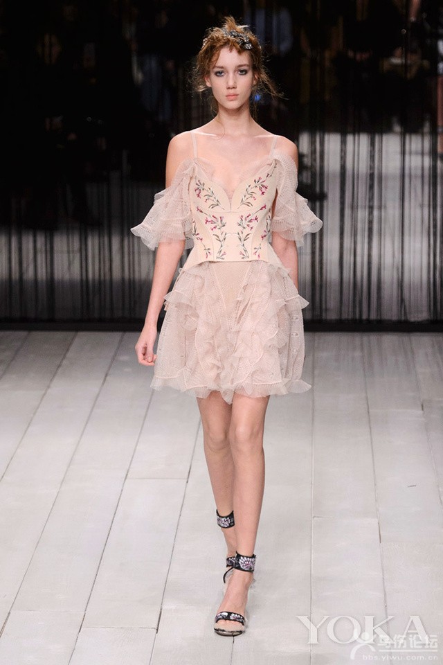 Alexander McQueen 2016秋冬系列