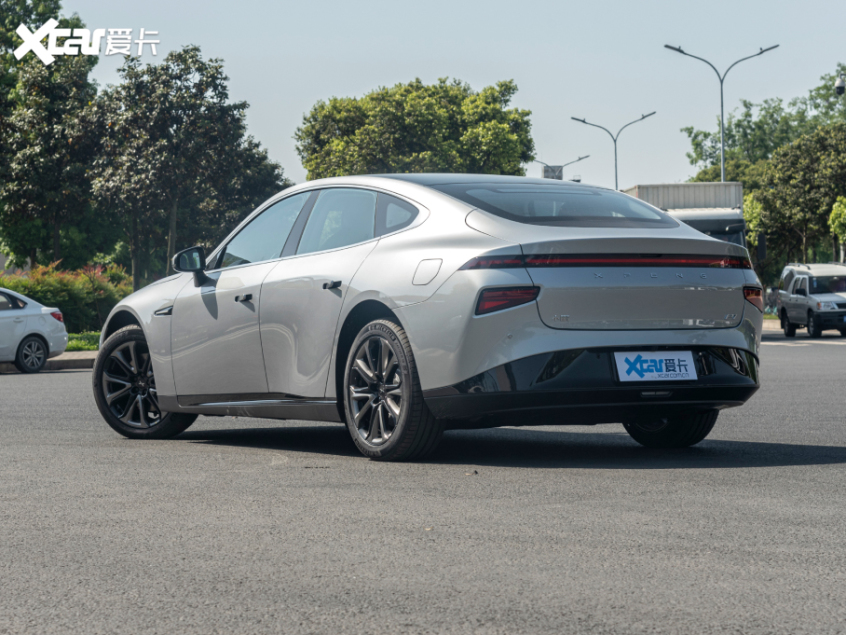 小鵬汽車2021款小鵬P7