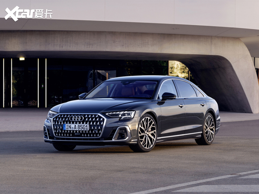 新款?yuàn)W迪A8L成都車展上市 新家族式設(shè)計(jì)